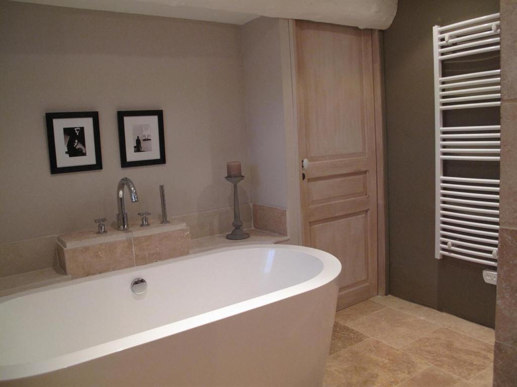 Le Mas De L'Olivier Hotel Loriol-du-Comtat Ngoại thất bức ảnh
