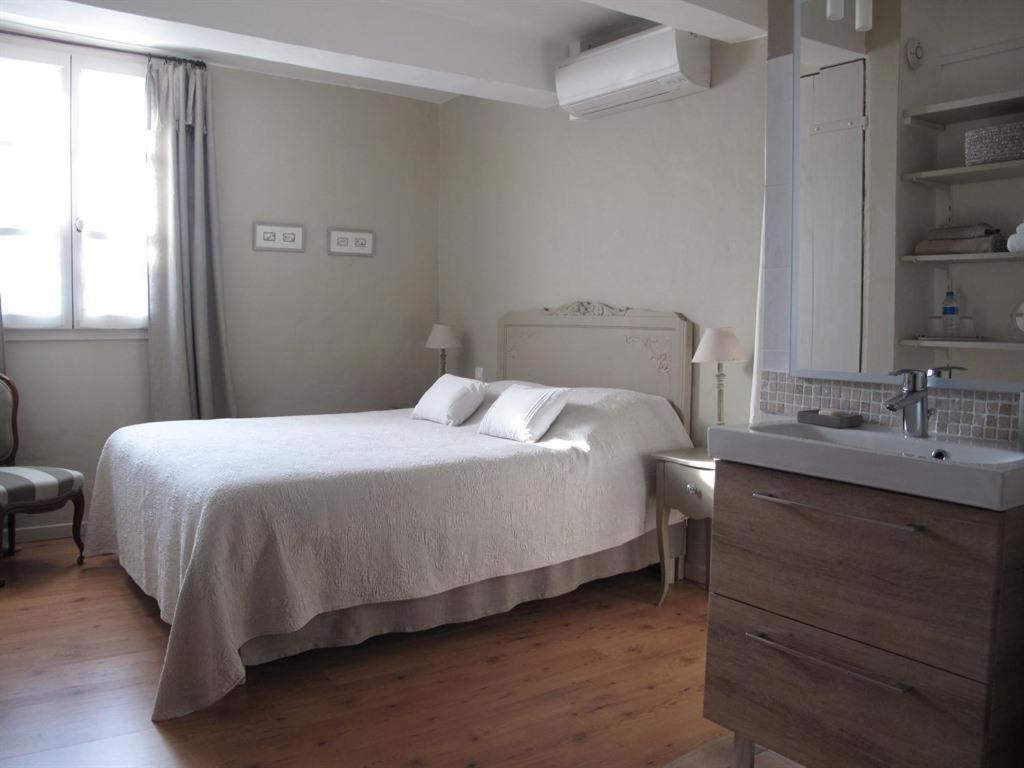 Le Mas De L'Olivier Hotel Loriol-du-Comtat Ngoại thất bức ảnh