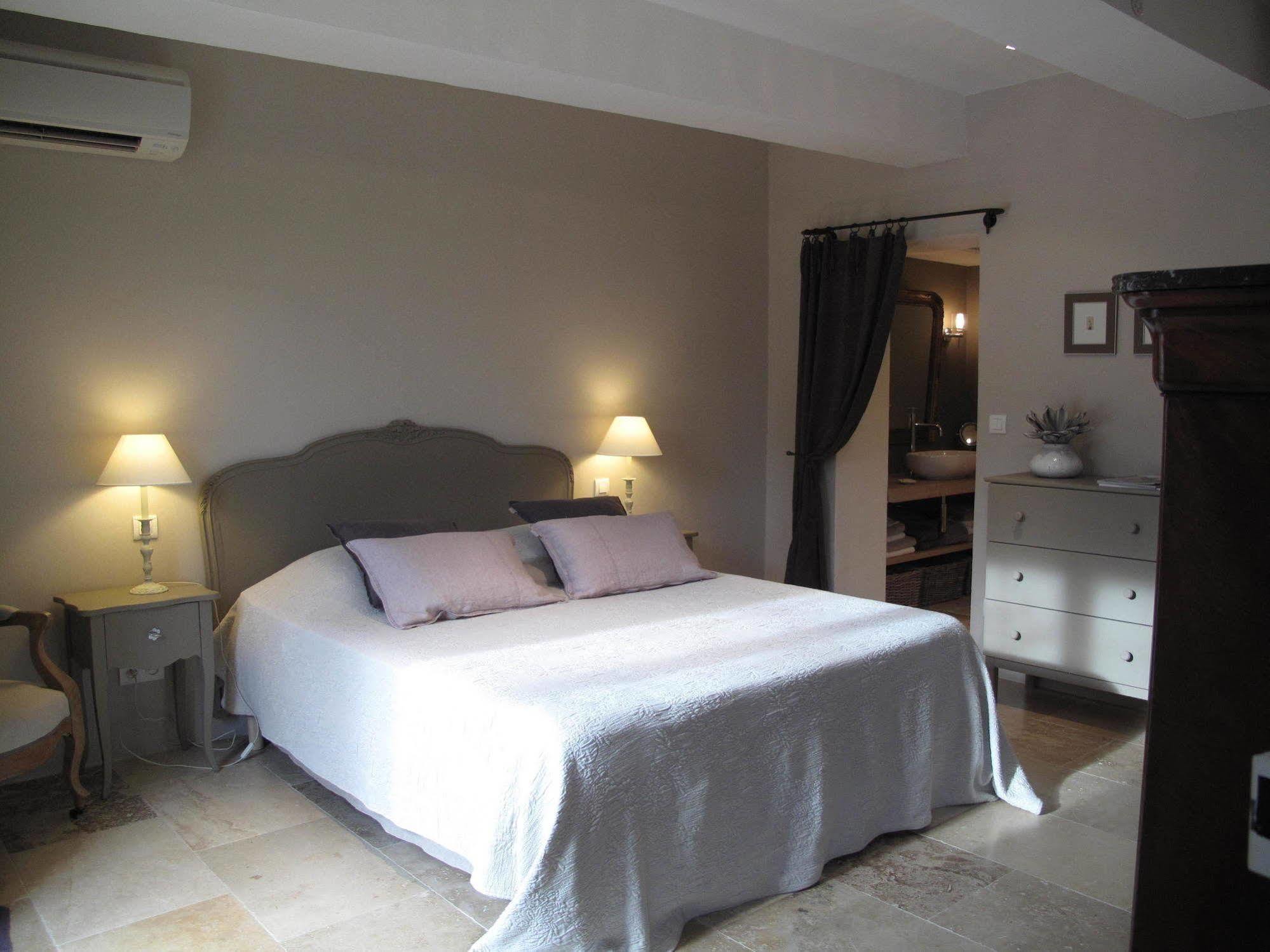 Le Mas De L'Olivier Hotel Loriol-du-Comtat Ngoại thất bức ảnh